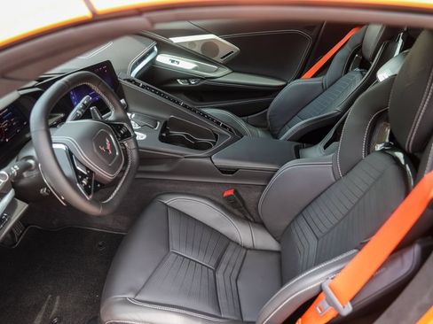 Used 2024 Chevrolet Corvette Stingray Premium Cpe w/ Battery Protection Package RWD image 9