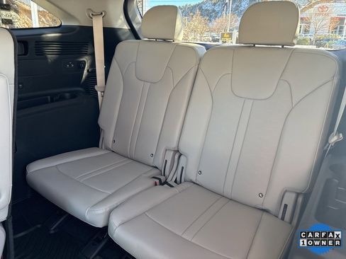 Certified 2025 Kia Sorento EX image 25