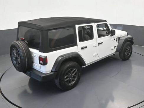 Used 2024 Jeep Wrangler Unlimited Sport AWD/4WD image 46