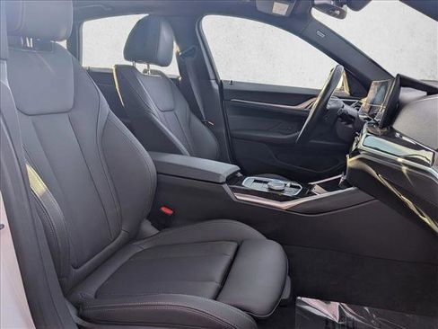 Used 2023 BMW i4 eDrive35 w/ Premium Package image 22