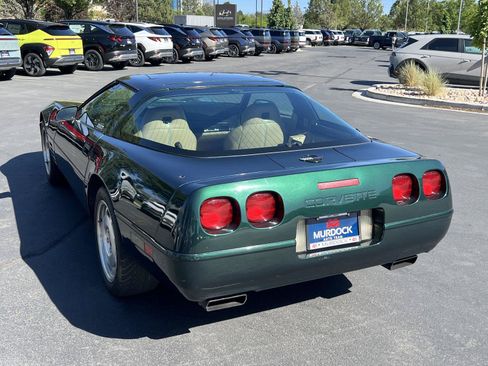 Used 1994 Chevrolet Corvette Coupe RWD image 10