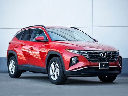Used 2023 Hyundai Tucson SEL image 1