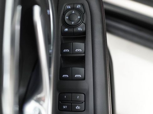 Used 2024 Chevrolet Tahoe RST w/ Luxury Package RWD image 23