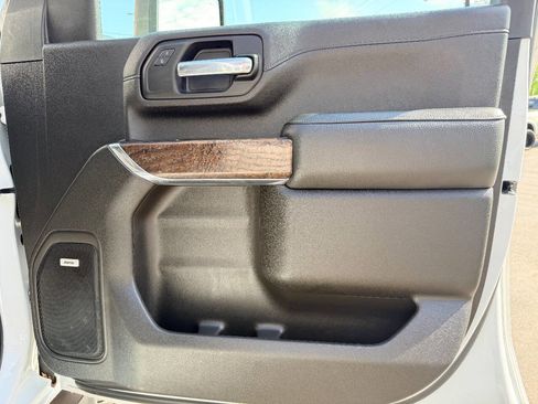 Used 2022 GMC Sierra 3500 Denali w/ Denali Ultimate Package image 44