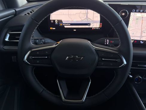 New 2026 Chevrolet Traverse LT w/ Midnight/Sport Edition FWD image 9