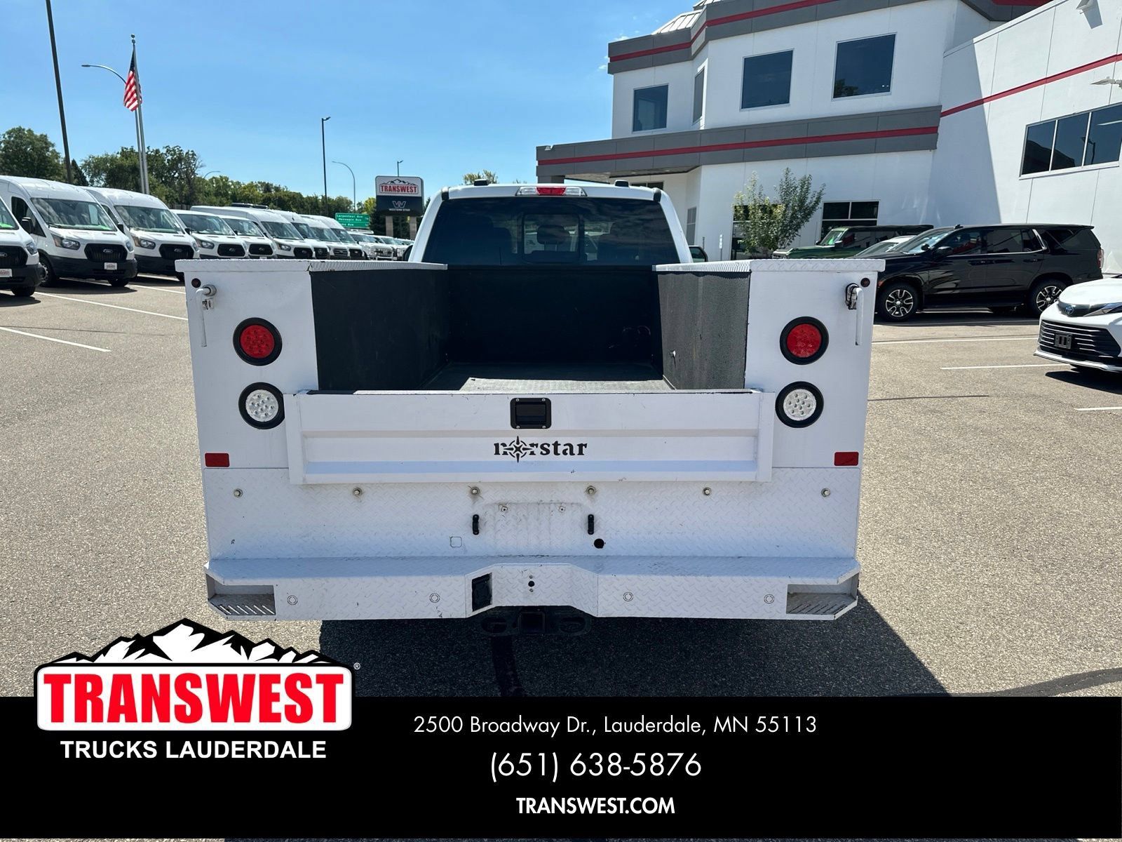Used 2025 Ford F250 XL w/ XL Off-Road Package AWD/4WD image 4