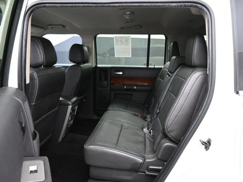 Used 2012 Ford Flex Limited FWD image 13