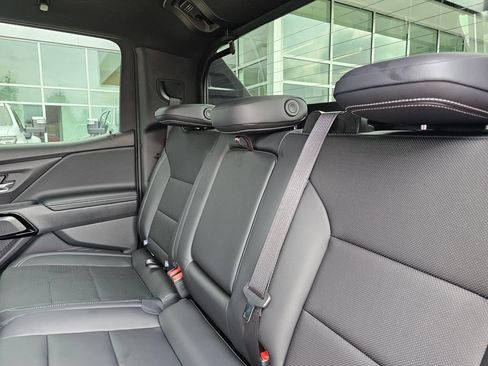 Used 2025 Chevrolet Silverado EV LT w/ LT Premium Package AWD/4WD image 30