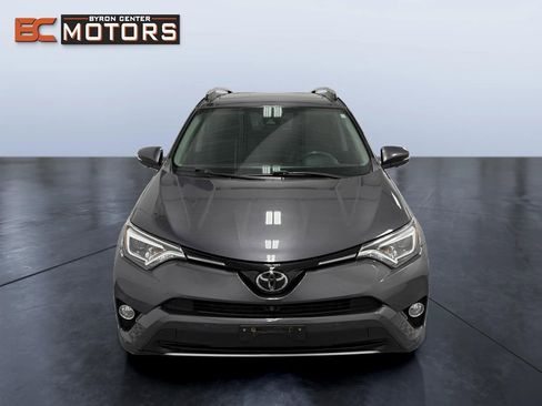 Used 2017 Toyota RAV4 Limited w/ Advanced Technology Package image 8