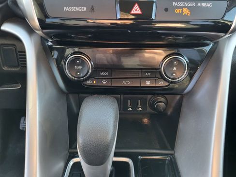 Used 2019 Mitsubishi Eclipse Cross LE image 13