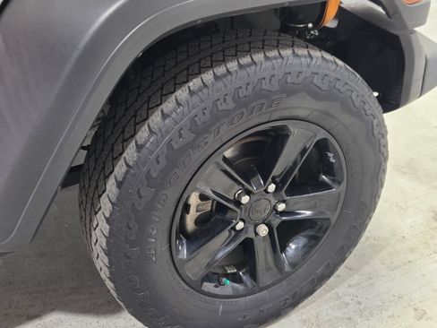 Used 2021 Jeep Wrangler Unlimited Sport AWD/4WD image 18