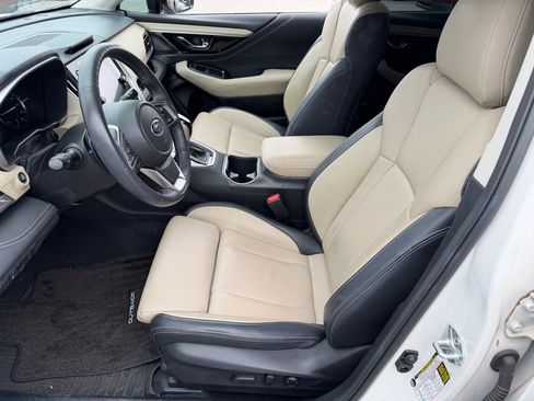 Used 2023 Subaru Outback Limited AWD/4WD image 23