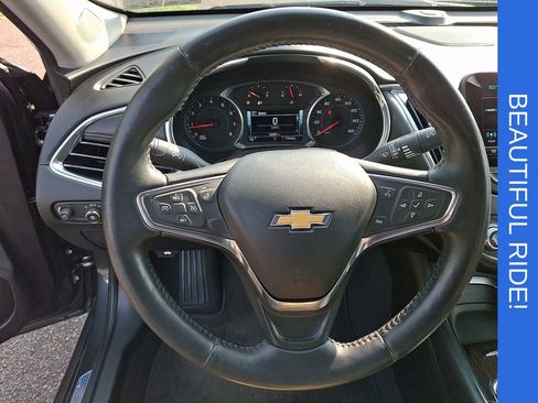 Certified 2017 Chevrolet Malibu Premier FWD image 18