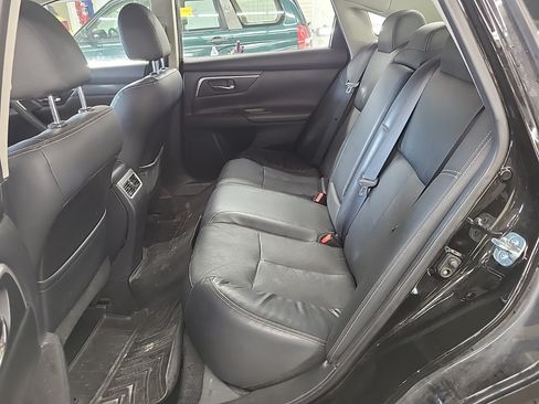Used 2017 Nissan Altima 2.5 SL FWD image 10