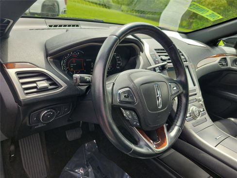 Used 2018 Lincoln MKZ Select w/ Technology Package FWD image 20