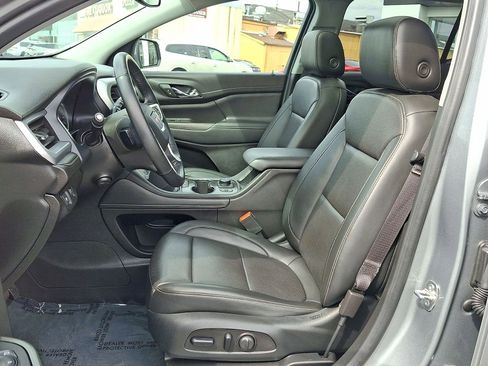 Certified 2023 GMC Acadia SLT w/ Preferred Package image 20