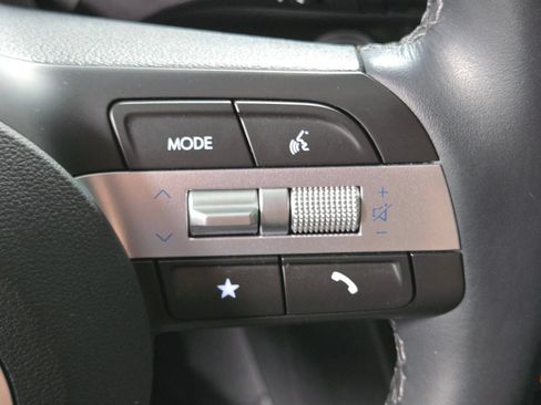 Used 2025 Hyundai Tucson SEL AWD/4WD image 24
