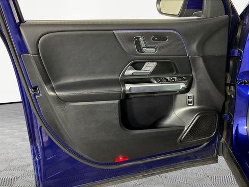 Used 2021 Mercedes-Benz GLB 250 4MATIC image 20