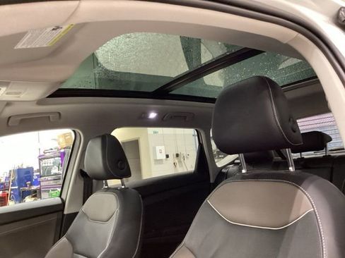 Certified 2023 Volkswagen Taos SEL image 16