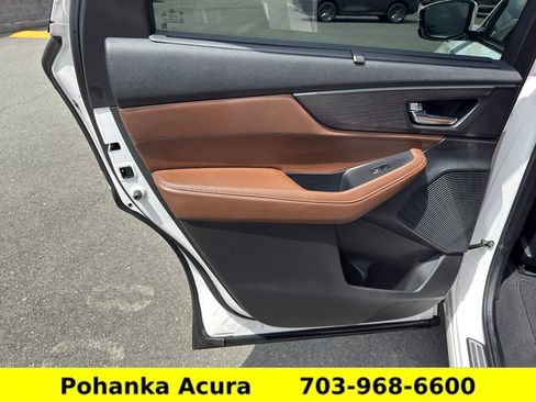 Certified 2024 Acura MDX SH-AWD w/ Advance Package image 24