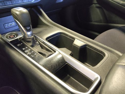 Used 2020 Nissan Sentra SV FWD image 26