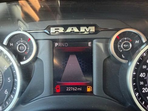 Certified 2025 RAM 2500 Big Horn AWD/4WD image 15