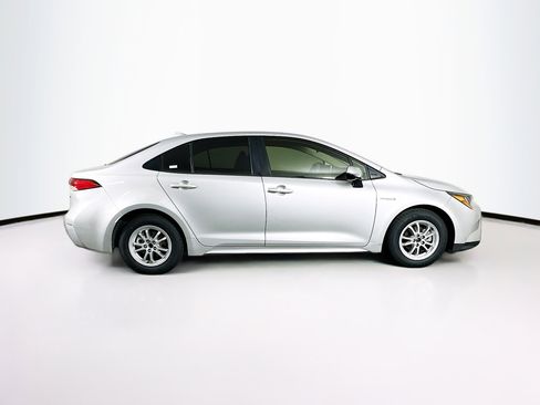 Used 2021 Toyota Corolla LE w/ Carpet Mat Package (TMS) FWD image 10