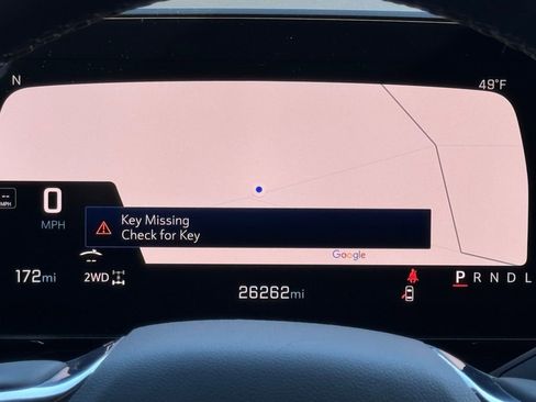 Used 2025 Chevrolet Suburban Premier image 3