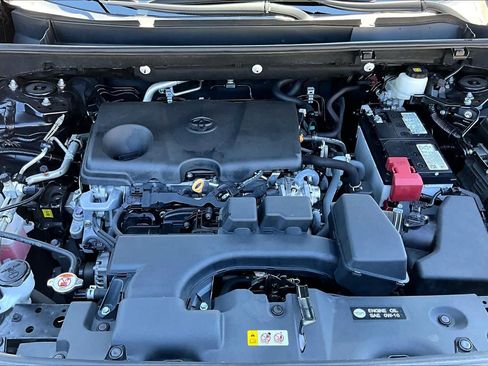 Used 2025 Toyota RAV4 LE FWD image 32