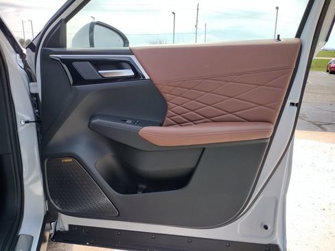 New 2026 Mitsubishi Outlander SEL AWD/4WD image 36