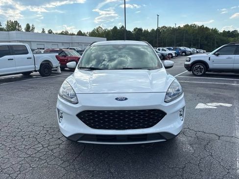 Used 2020 Ford Escape SEL FWD image 2