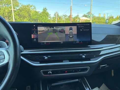 Used 2023 BMW X7 xDrive40i w/ Executive Package AWD/4WD image 13