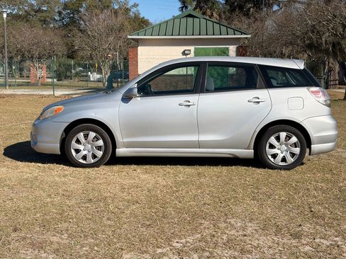 Used 2006 Toyota Matrix XR image 8