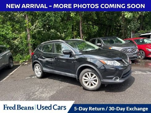 Used 2018 Nissan Rogue Sport SV w/ SV All-Weather Package AWD/4WD image 4