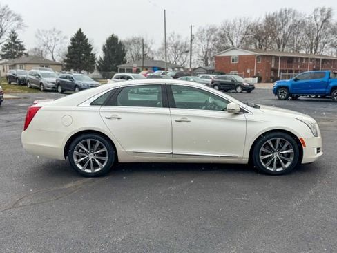 Used 2013 Cadillac XTS Luxury w/ Driver Awareness Package image 8