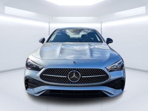 Used 2024 Mercedes-Benz CLE 300 4MATIC Coupe image 11