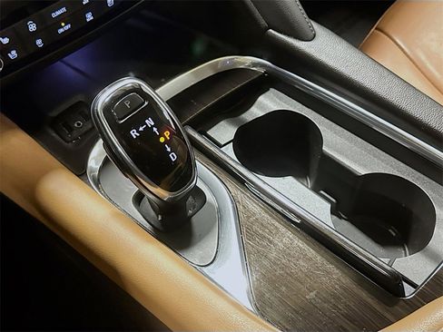 Used 2019 Buick Enclave Premium w/ Experience Buick Package image 20