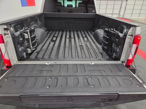 Used 2017 Ford F250 Platinum w/ Platinum Ultimate Package image 33