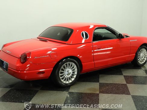 Used 2005 Ford Thunderbird RWD image 12