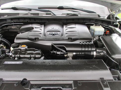 Used 2012 INFINITI QX56 4WD w/ Deluxe Touring Pkg image 28