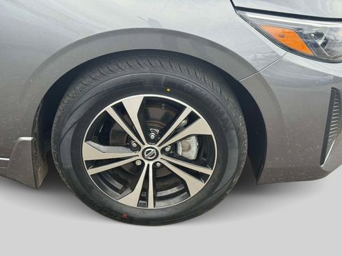 Used 2025 Nissan Sentra SV image 8