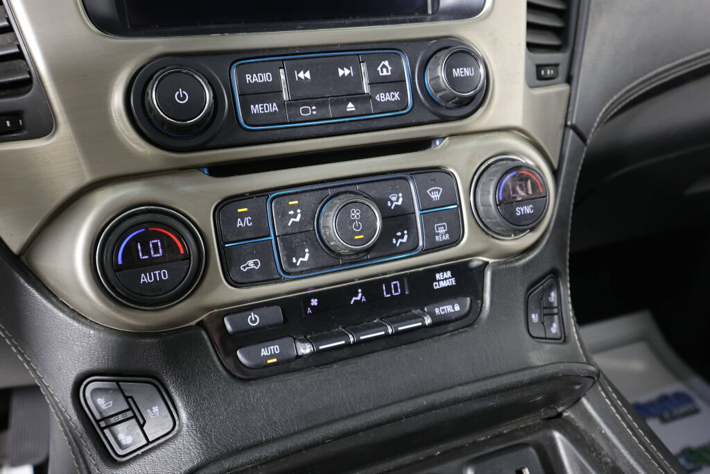 Used 2018 GMC Yukon Denali w/ Open Road Package AWD/4WD image 40