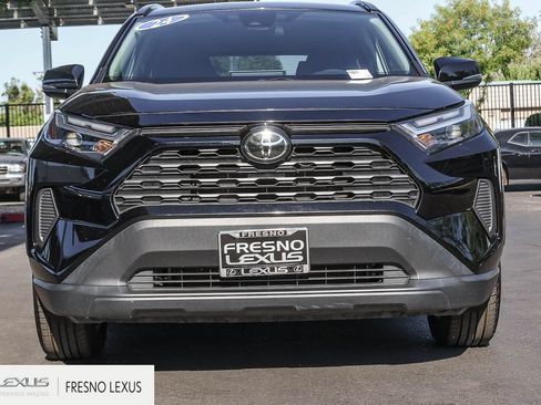 Used 2024 Toyota RAV4 XLE AWD/4WD image 2