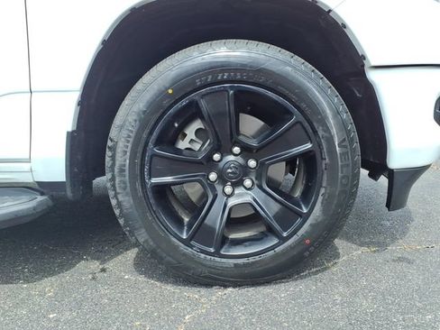 Used 2023 RAM 1500 Big Horn AWD/4WD image 9
