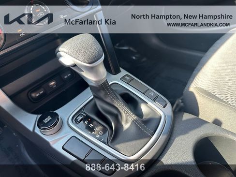 Used 2024 Kia Seltos LX AWD/4WD image 25
