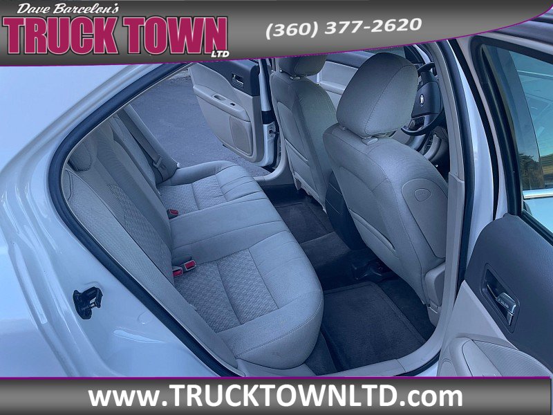 Used 2010 Ford Fusion SE FWD image 12