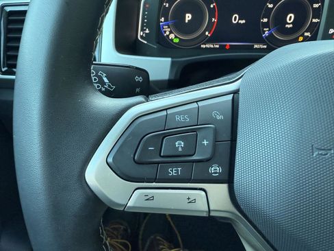 Used 2022 Volkswagen Atlas SE image 24