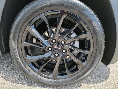 Certified 2023 GMC Terrain SLE w/ Driver Convenience Package AWD/4WD image 21