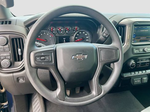 Used 2021 Chevrolet Silverado 1500 Custom Trail Boss AWD/4WD image 11