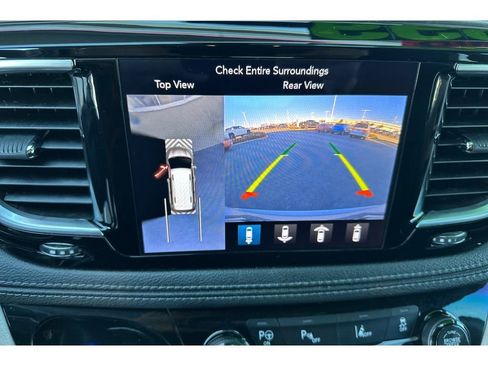 Used 2018 Chrysler Pacifica Limited w/ Advanced Safetytec Group image 24